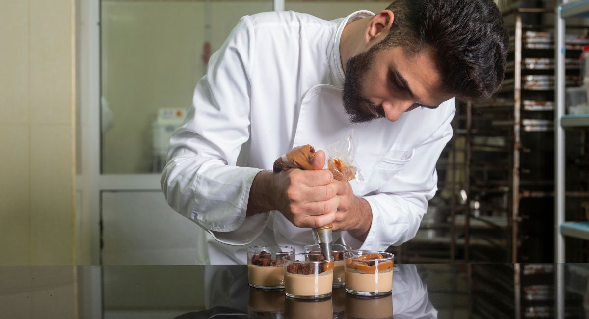 curriculum pasticcere e aiuto pasticcere