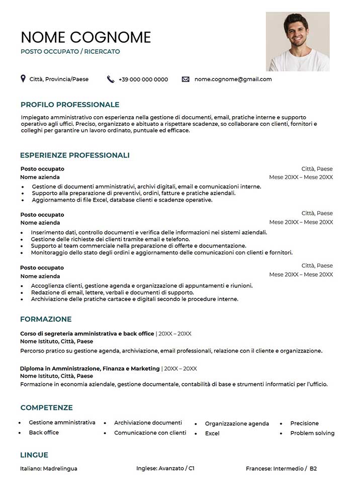 modello di curriculum vitae verticale in word gratis
